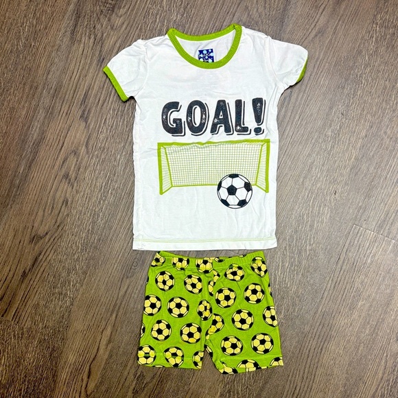 Kickee Pants green&white 3T “Goal” Soccer themed SSS and shorts. Soooft! - Picture 1 of 6